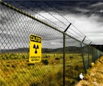 uranium_nuclear_sign_fence