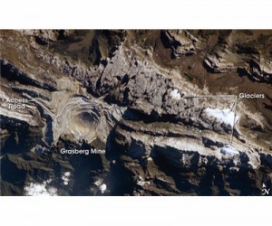 grasberg_operations_from_space_public_domain