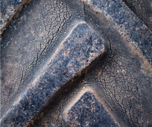 shutterstock tire tread 333