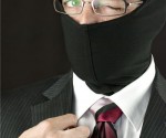 shutterstock 333 scam robber