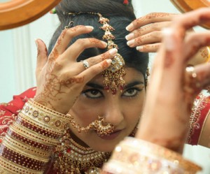 Gold down as India raises import tax to 10%