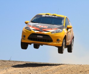 Palladium breaks through $800