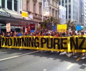Anti-mining protests in New Zealand spread