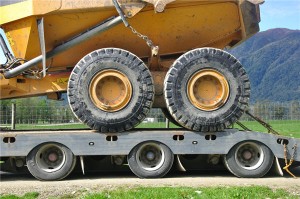 Caterpillar profits drop 45% on weak mining sales