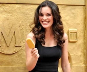 Stunning $1.5 million gold dress to debut at the MTV Movie Awards