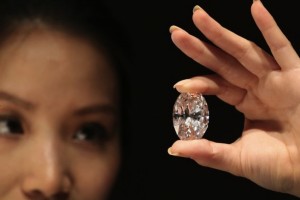 $35 million expected for this egg size ‘perfect’ white diamond