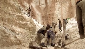 This is how the Congo supply 'conflict minerals' to the IT world