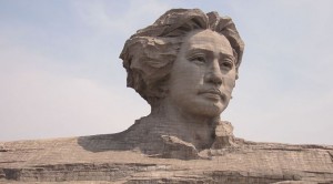 Can China topple US dollar