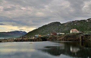 Greenland to revise polemic mining law