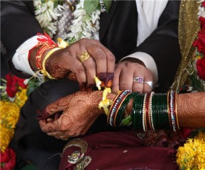 Indian women's commission wants to restrict gold at weddings