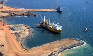 Dispute over Australia iron ore heats up