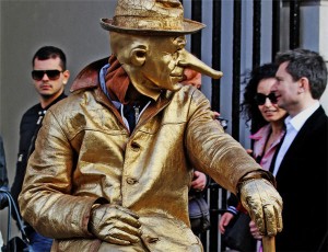 Consensus forecast 2015 gold price average: $1,211