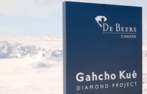 De Beers to delay opening of world's largest and richest new diamond mine