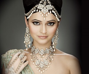 US consumers choose silver jewellery over gold— report