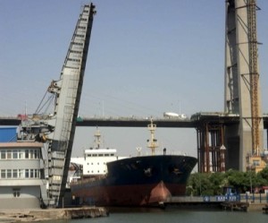 China opens Beijing to direct gold imports