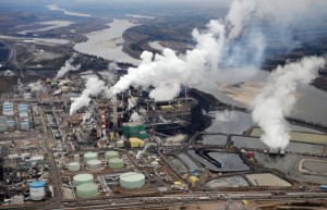 Suncor Energy employee dies from severe injuries in oil sands