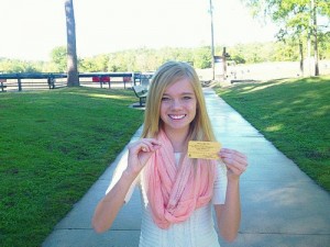 American girl gets $20K for diamond found in park