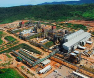 Vale and Amazon Indians begin talks after threats of setting mine on fire