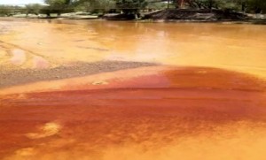Mexico copper mine spill pollutes water supplies 40 km from U.S. border