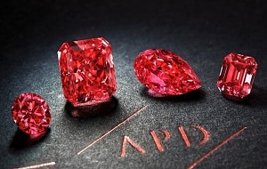 This $2 million red diamond is the hero in Rio’s annual tender