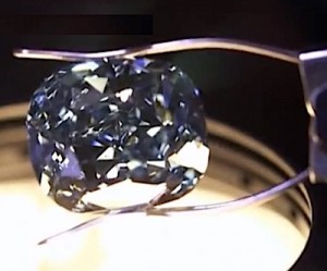 This extremely rare $25.6 million blue diamond may reveal Earth’s origins