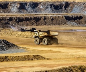 Aussie court stops Palmer's firm attempt to axe Citic Pacific mining rights