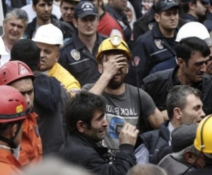 Hopes for workers trapped in Turkish coal mine quickly fading