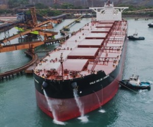 Iron ore price drops back below $40