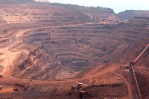 Weak iron ore prices cause Vale $1.44 billion loss in Q3