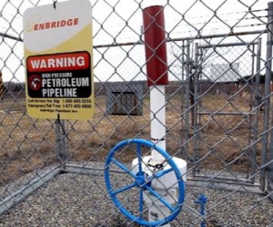 Enbridge swings to loss, but beats estimates on oil sands transport