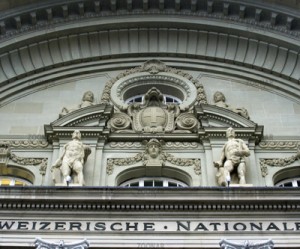 Gold price crushed to deter support for Swiss initiative: report