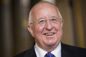 Rio Tinto cuts spending, defers capex, keeps dividend