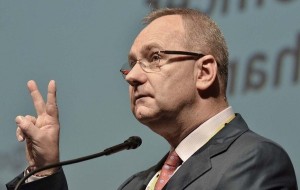 Anglo American mulls sale of more coal mines in Australia