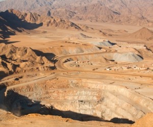 Centamin stock dives on below-expectations 2015 gold output forecast