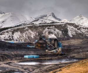 Most Canadian resource firms to grow their business in 2015: survey