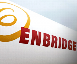 Enbridge to shed costs of oil sand pipelines by $320 million
