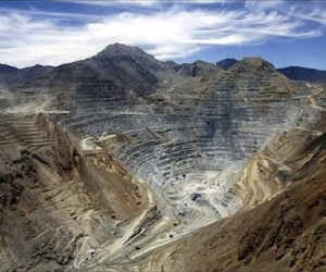 Antofagasta cuts copper output forecast over rain, protests in Chile