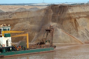 Irish Kenmare sends S. miners in Mozambique home over xenophobia