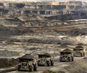 Canada to cut 30% of emissions by 2030, does not include oil sands