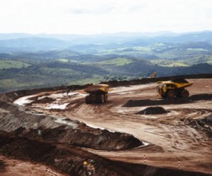 Giving up on iron ore best option for Anglo American — Investec