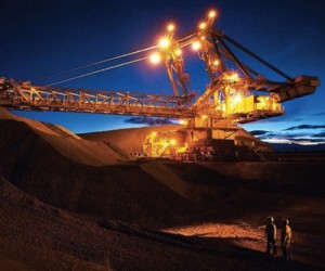 Iron ore falls below the $60 mark again