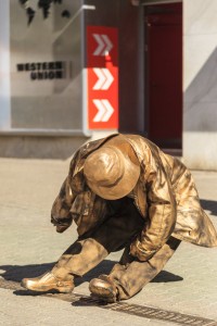 Gold price falters following Fed comments