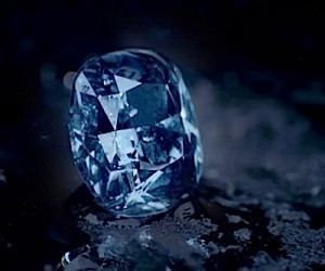 This blue diamond may become the most expensive gem ever sold in auction