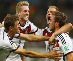 Copper price slumps 3%