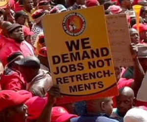 S. Africa's main coal union accepts wage offer, ends strike