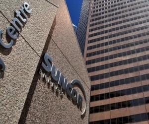Regulator to weigh on Suncor attempts to take over Canadian Oil Sands