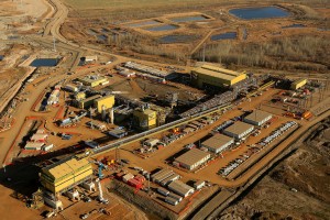 Canadian Oil Sands accuses Suncor of paying brokers to win takeover bid