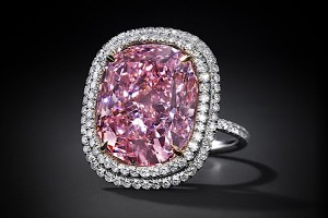 These two record-breaking diamonds were bought for $77 million, by the same person