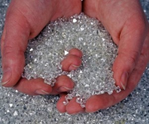 Diamond miners likely to cut prices further in 2016 to lift demand — Moody's