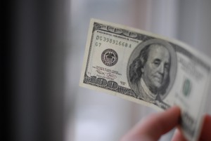 Gold price rallies on rate hike